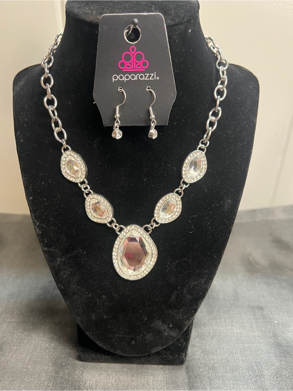 Paparazzi Silver Clear Teardrop Bib Necklace with Dangle Earrings